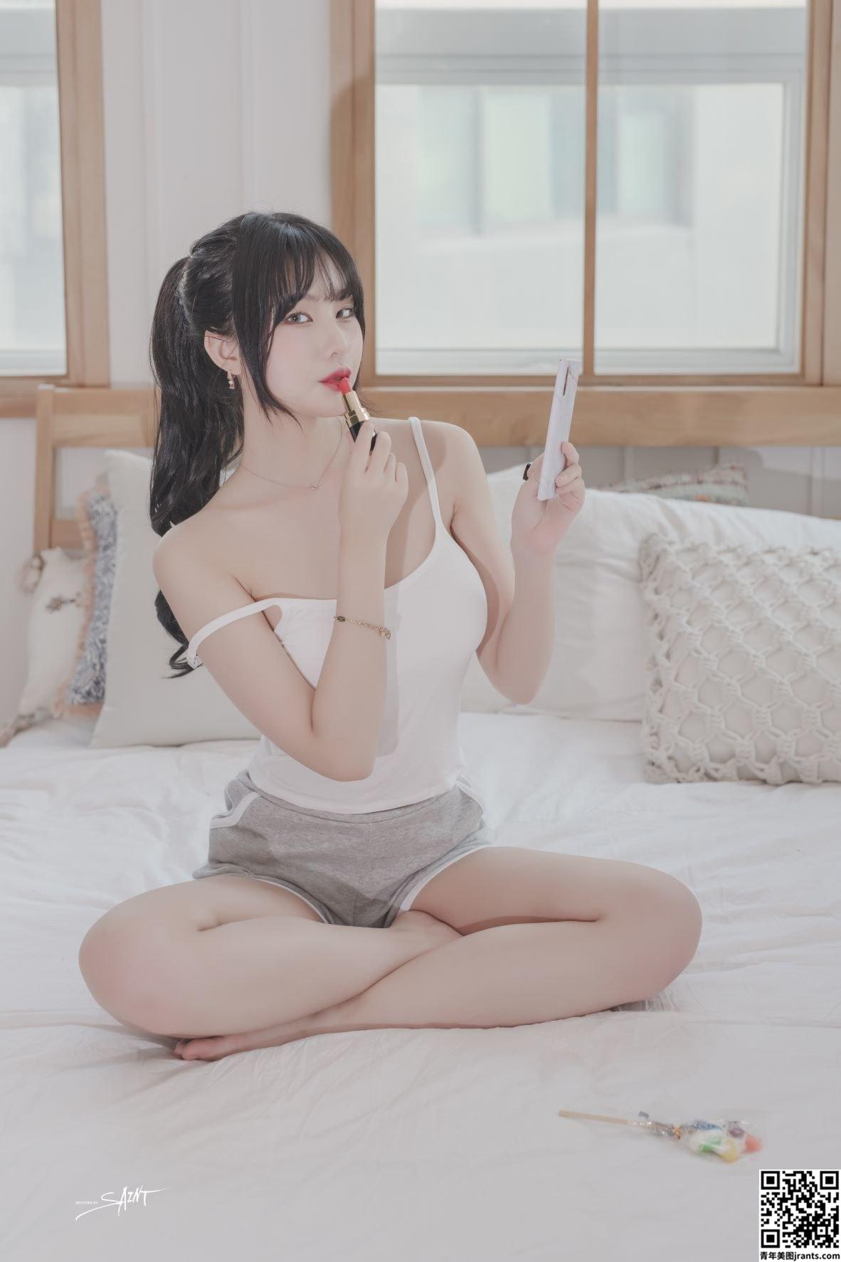 [Saint Photolife] 유나 – Love On Top (59P)