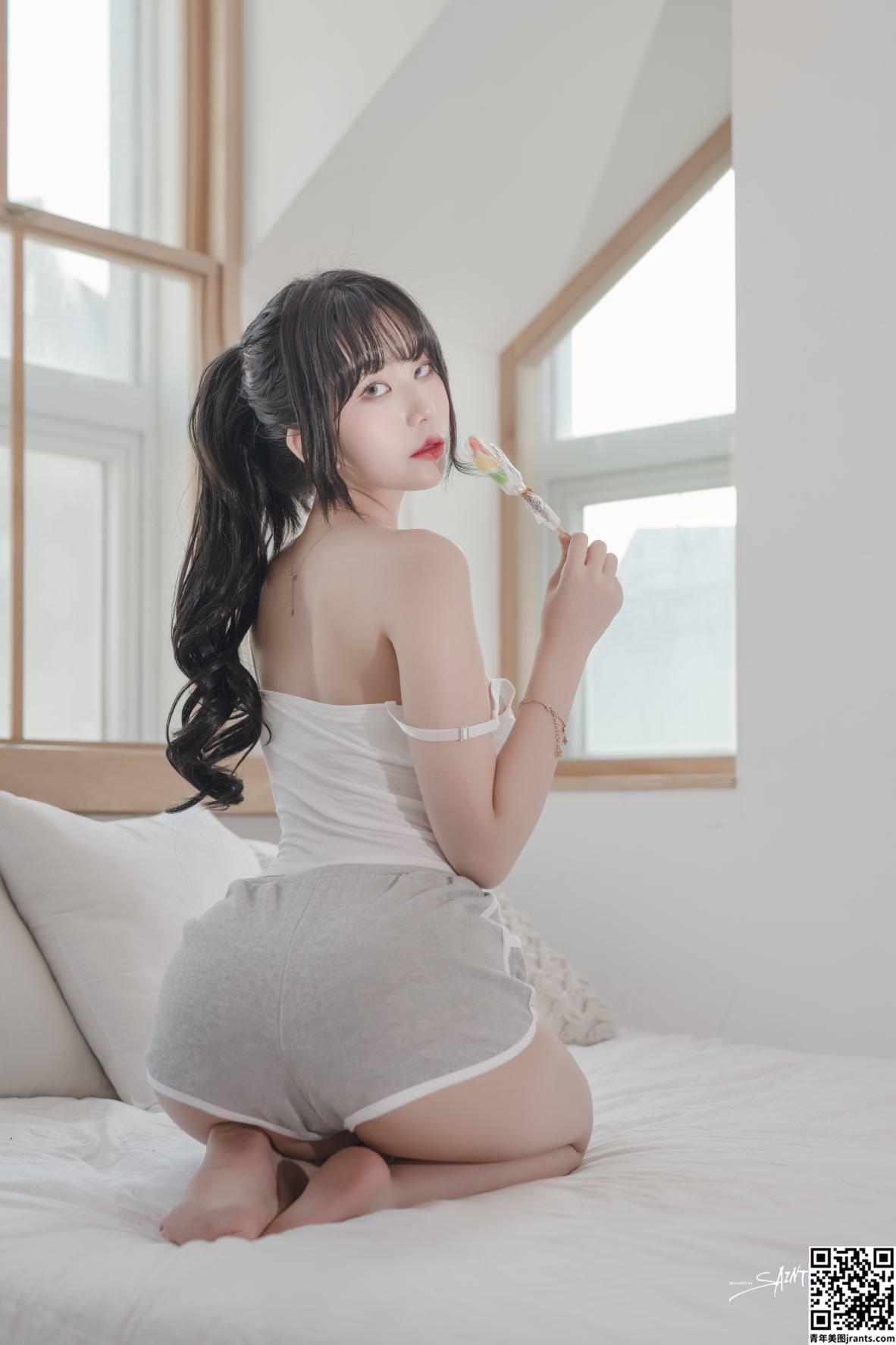 [Saint Photolife] Yuna – Amor por cima (59P)