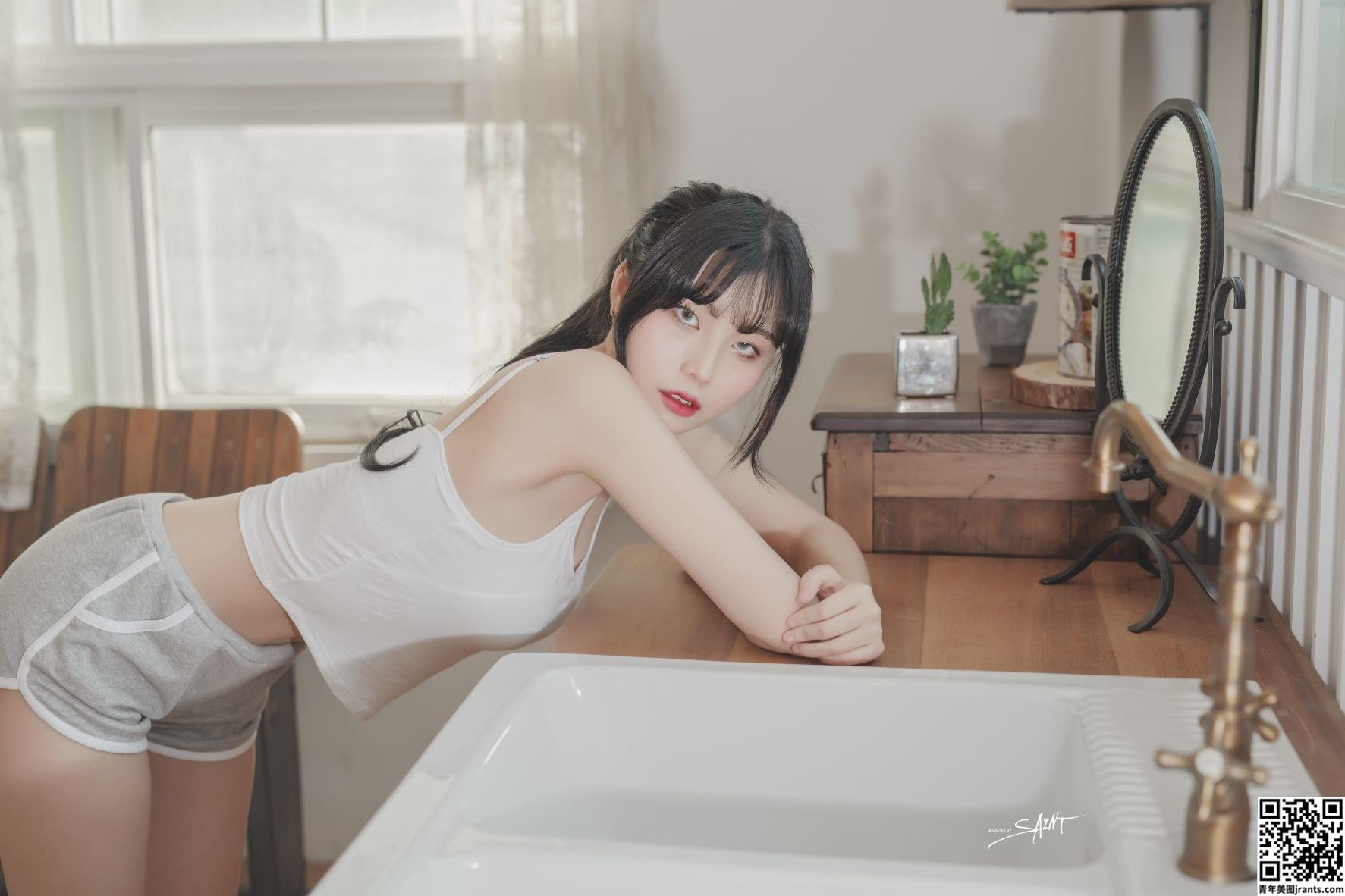 [Saint Photolife] Yuna – Amor por cima (59P)