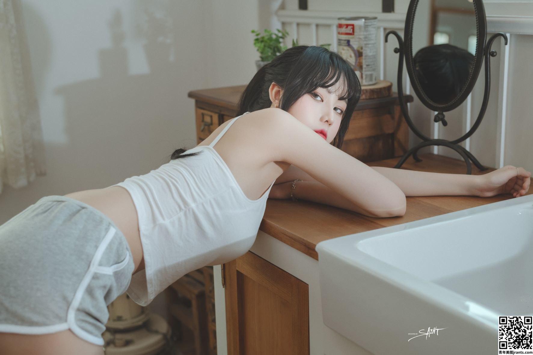 [Saint Photolife] Yuna – Amor por cima (59P)