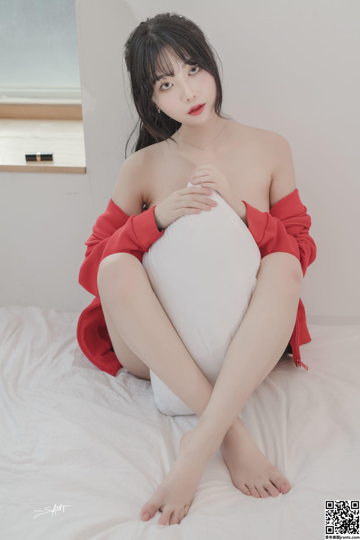 [Saint Photolife] Yuna – Amor por cima (59P)