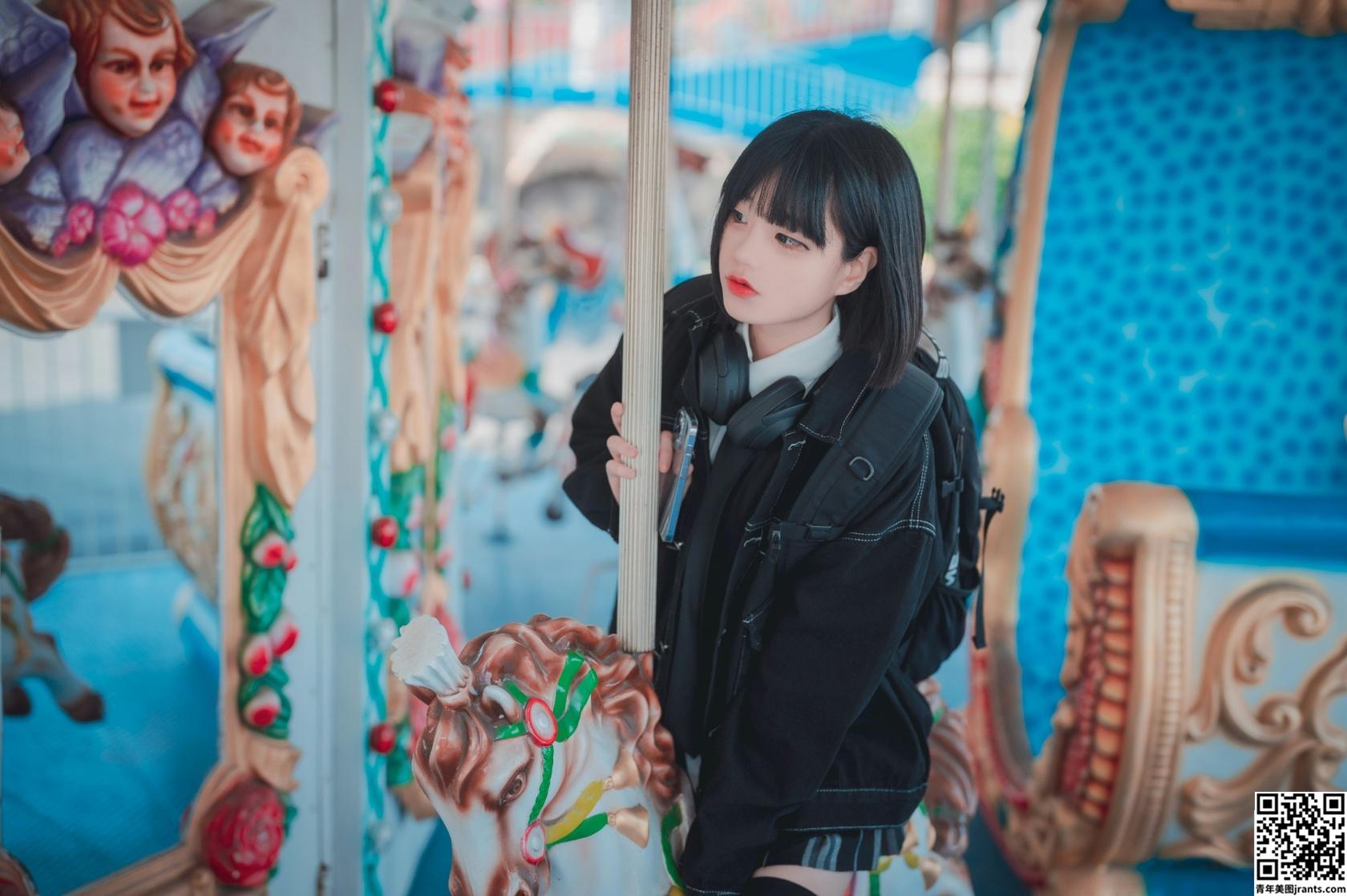 DJAWA Photo – Jeong Jenny   – Theme Park Girl (162P)