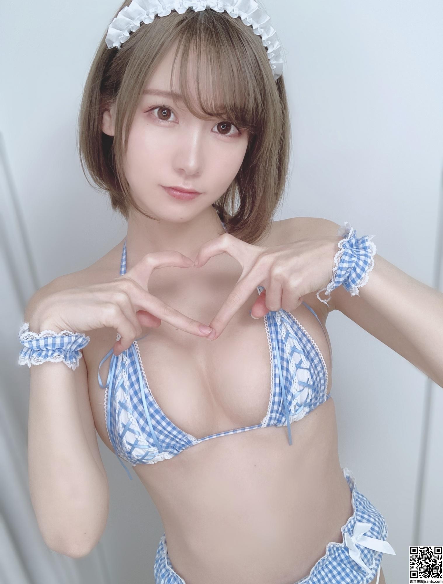 Ken (けんけん) &#8220;Blue Maid Denim Shorts 2&#8221; Payudara indah dan vagina indah (24P)