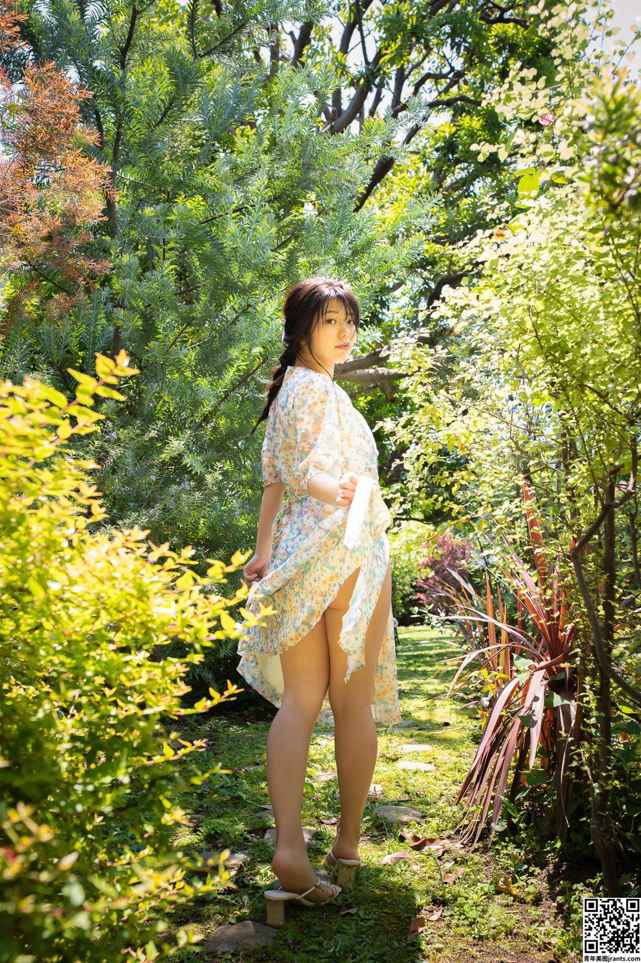 Kana Yamada KANA Sensual WHITE Shukan Modernes digitales Fotobuch (73P)