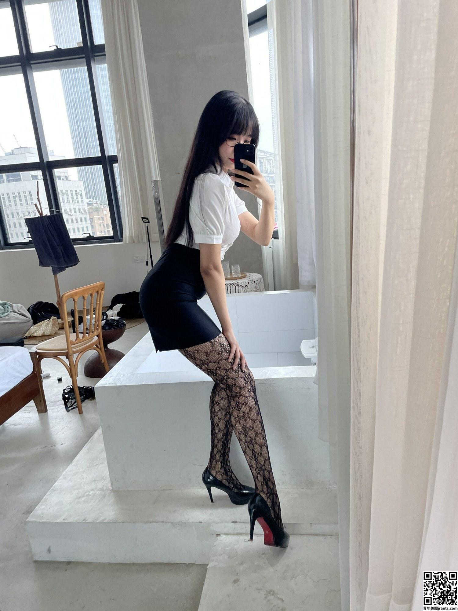 လူမှုဖူလုံရေးမိန်းကလေး Xuan Xiao ၏ &#8220; Jacquard Pantyhose&#8221;  VIP သီးသန့်[107P]