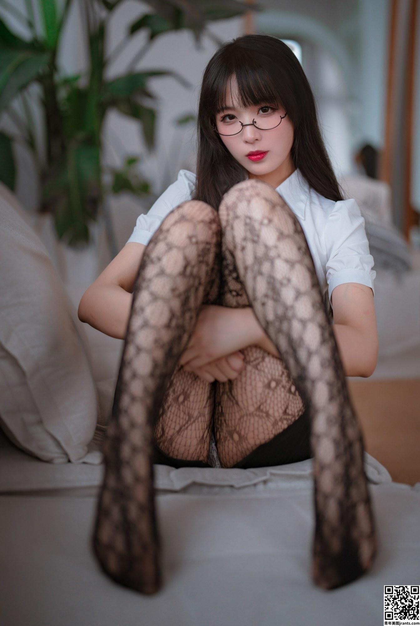 လူမှုဖူလုံရေးမိန်းကလေး Xuan Xiao ၏ &#8220; Jacquard Pantyhose&#8221;  VIP သီးသန့်[107P]