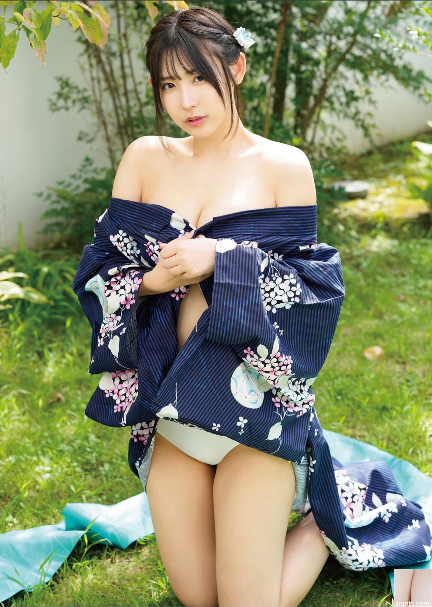 Mio Mizuka „Special Time“ (51P)