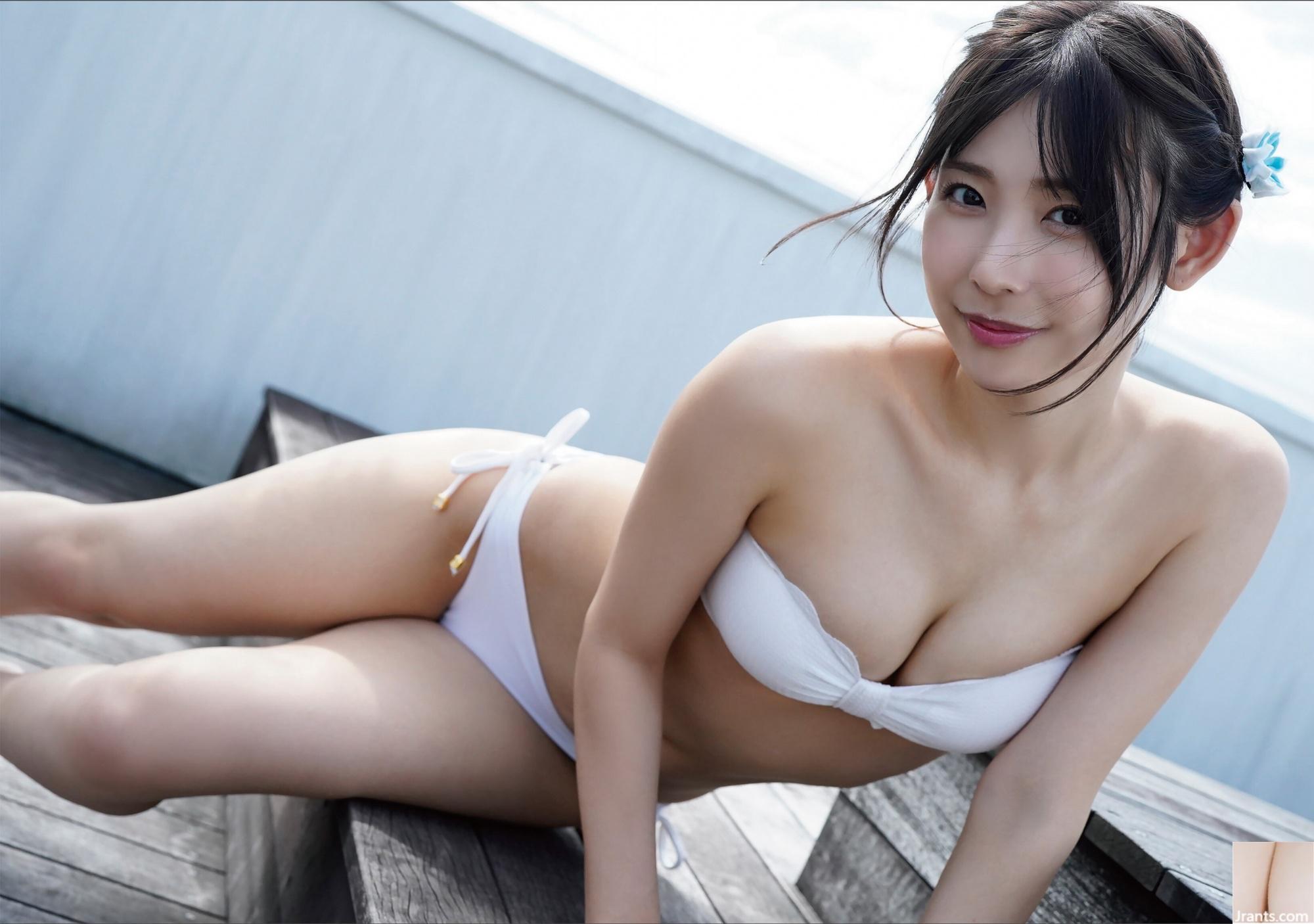 Mio Mizuka „Special Time“ (51P)