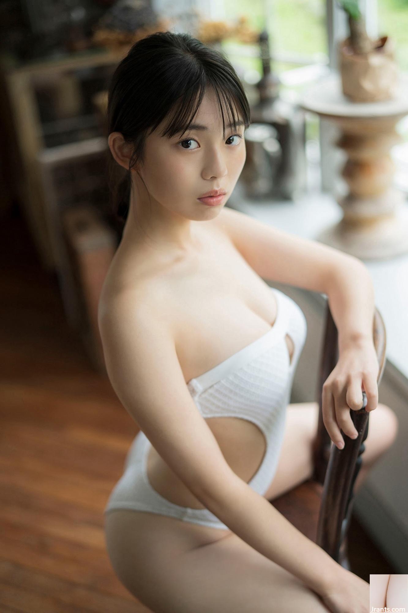 [Gravure] 키쿠치 히나 스페셜 BEST(96P)