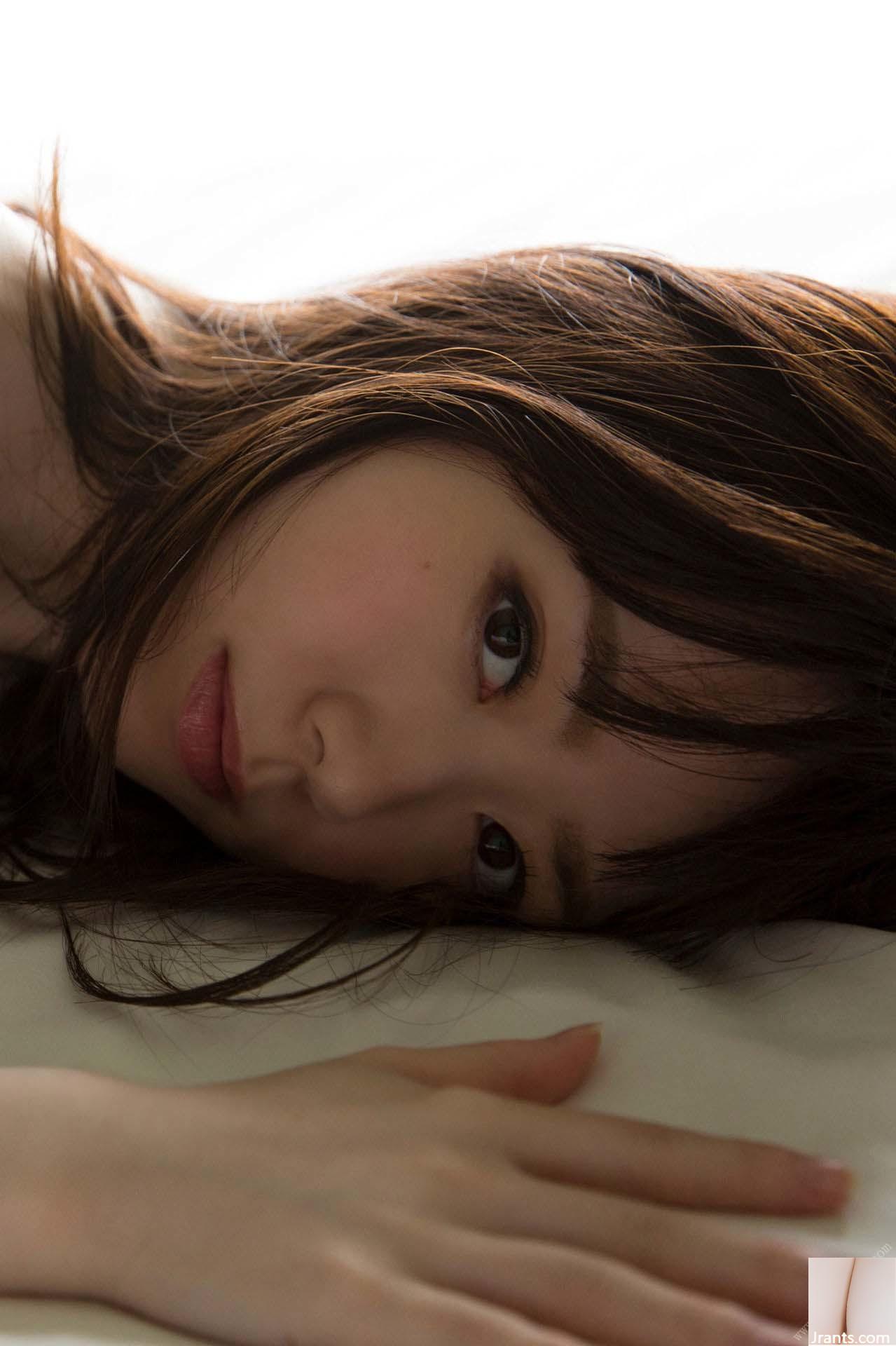 La inocente actriz japonesa Mizubu Sakura——[FRIDAY Digital Photobook] Sakura Miura Miura Sakura (85P)