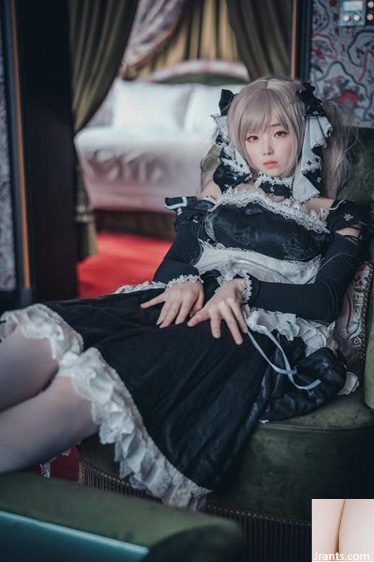 Bambi Azur Lane Cos Awesome God Restored Costume Goethe Maid (39P)