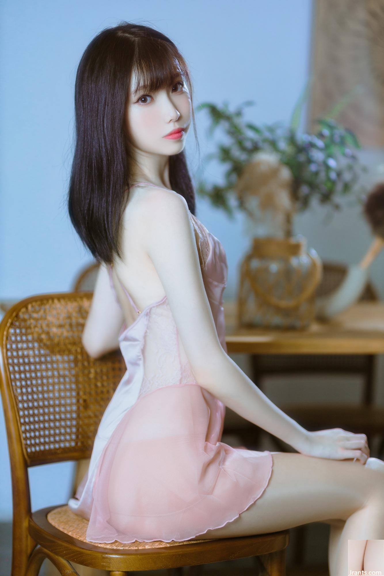 Xu Lan의 LAN &#8220;Pink Dress&#8221;가 너무 짜증납니다 (40P)