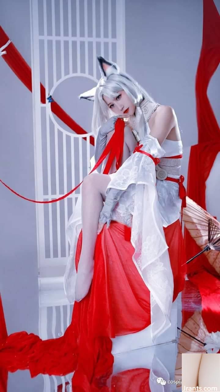 cosplay এনিমে