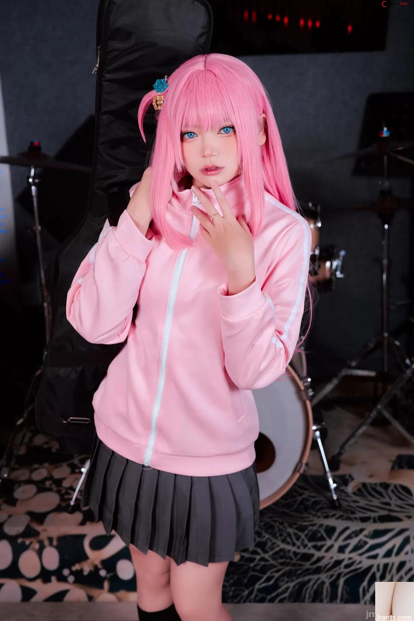 ZinieQ (ジニCosplayer) cosplay Bocchi – Bocchi The Rock (36P) [