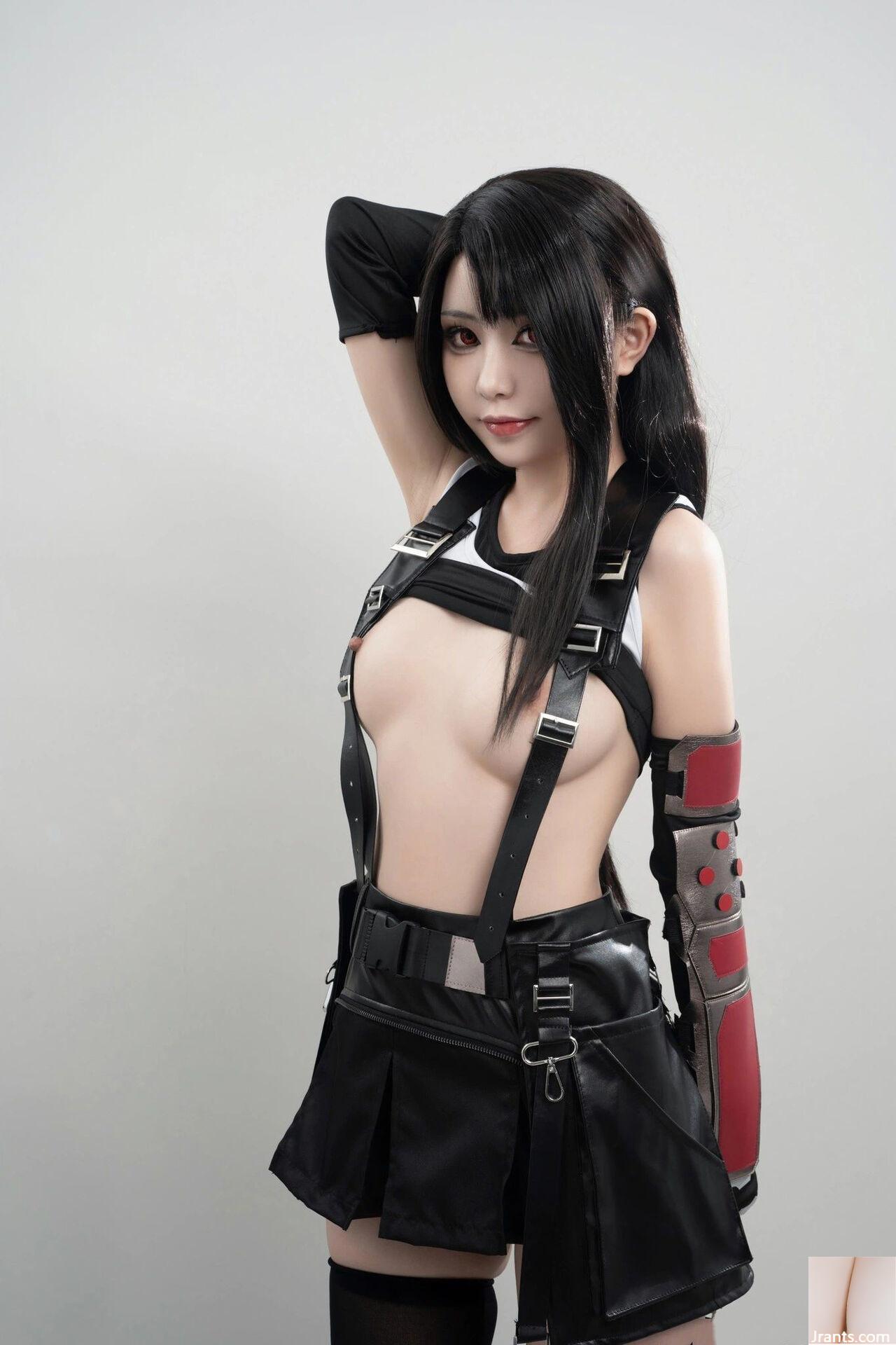 폭발적인 소녀 Nya Xiaoji – Final Fantasy 7 Tifa (55P)