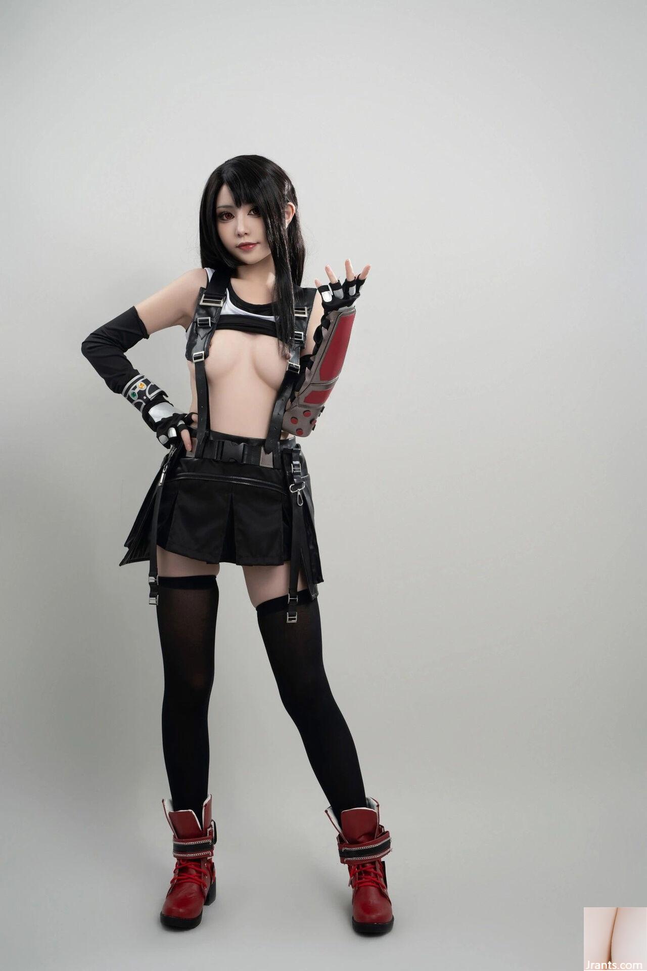 폭발적인 소녀 Nya Xiaoji – Final Fantasy 7 Tifa (55P)