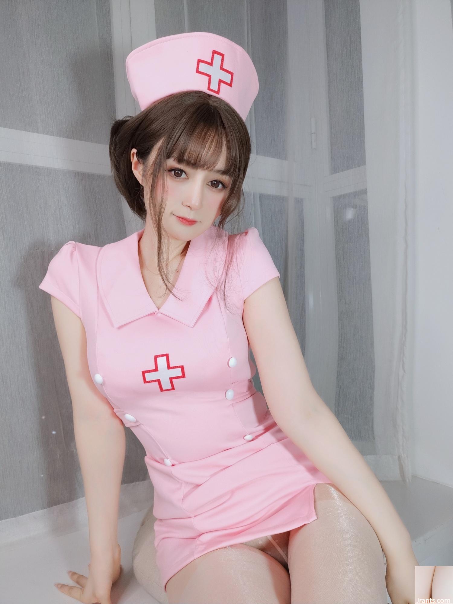 Sudut senjata belakang Baiyin81 &#8220;White Silk Nurse 3&#8221; membuat Anda sulit mengalihkan pandangan (33P)