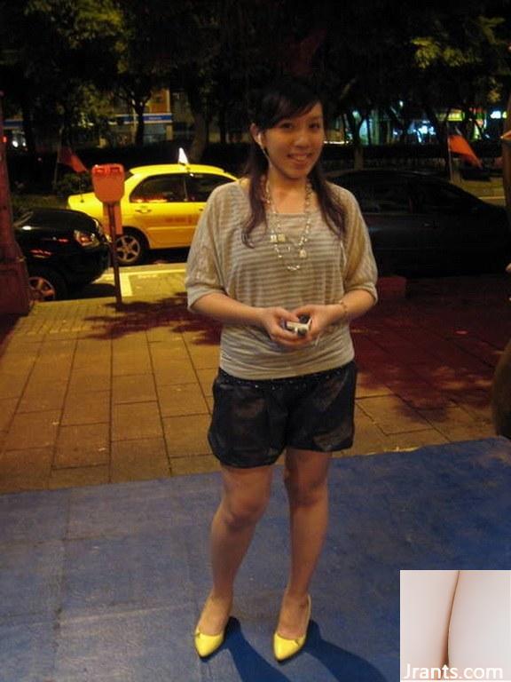 [本土]Slutty ဇနီး၏ selfie ~ ခရီးသွားအခန်း။  (27P)