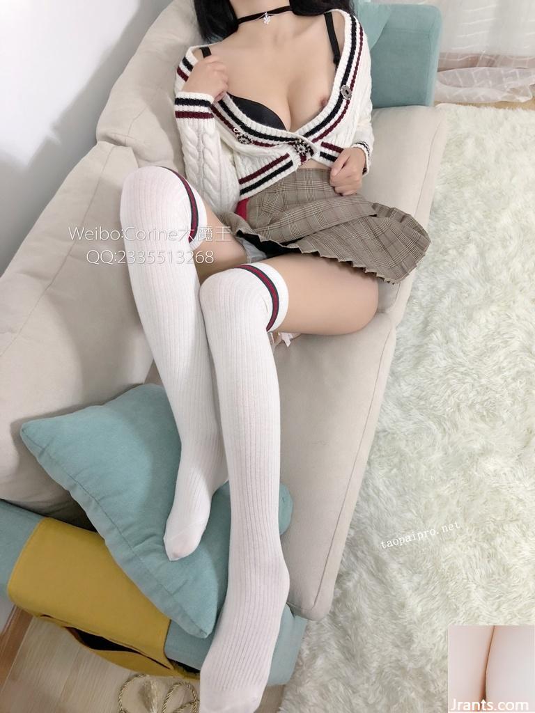 Baby Lucy – calze bianche al ginocchio stile preppy – calze nere cheongsam con tacco alto e controllo delle gambe (39P)