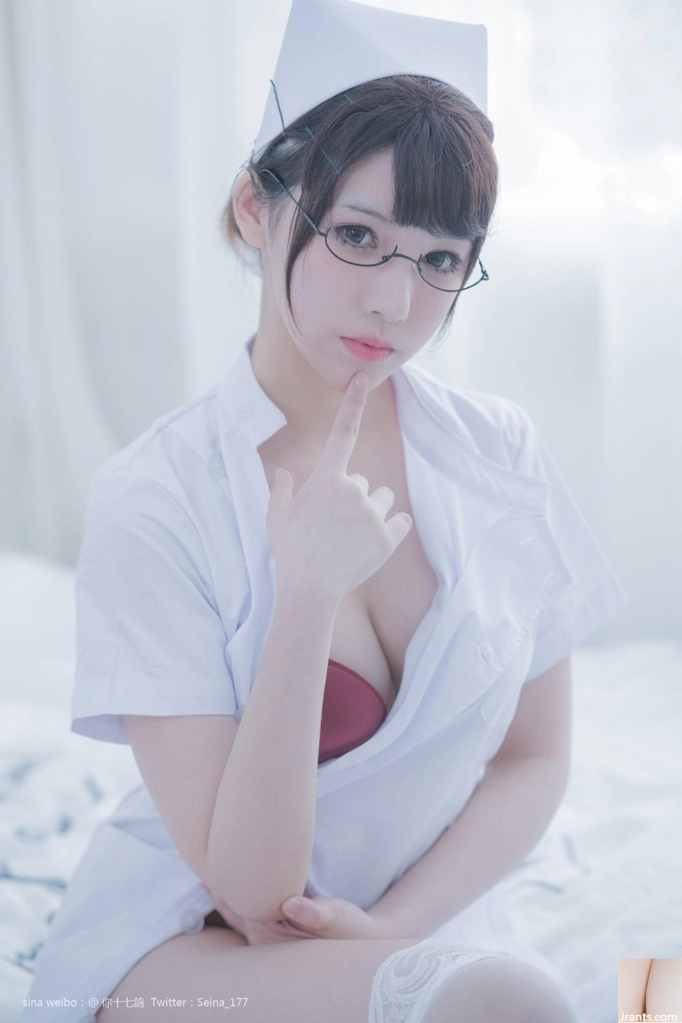 Welfare Girl You Seventeen Pigeons &#8220;Infermiera Bianca&#8221; Esclusiva VIP[111P]