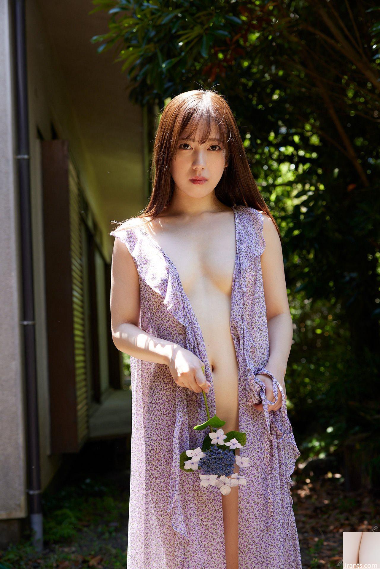 Yotsuha Kominato &#8211; Collection de photos numériques FLASH R « Summer Nude » Set-01 (36P)