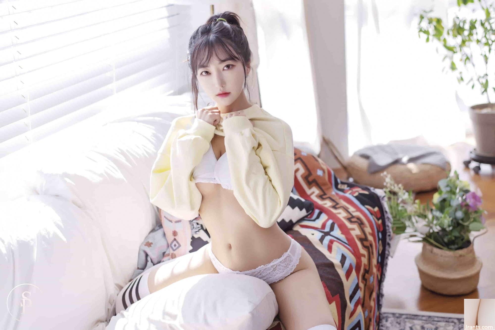 SAINT Photolife – 하나리 – Vol.02 (74P)