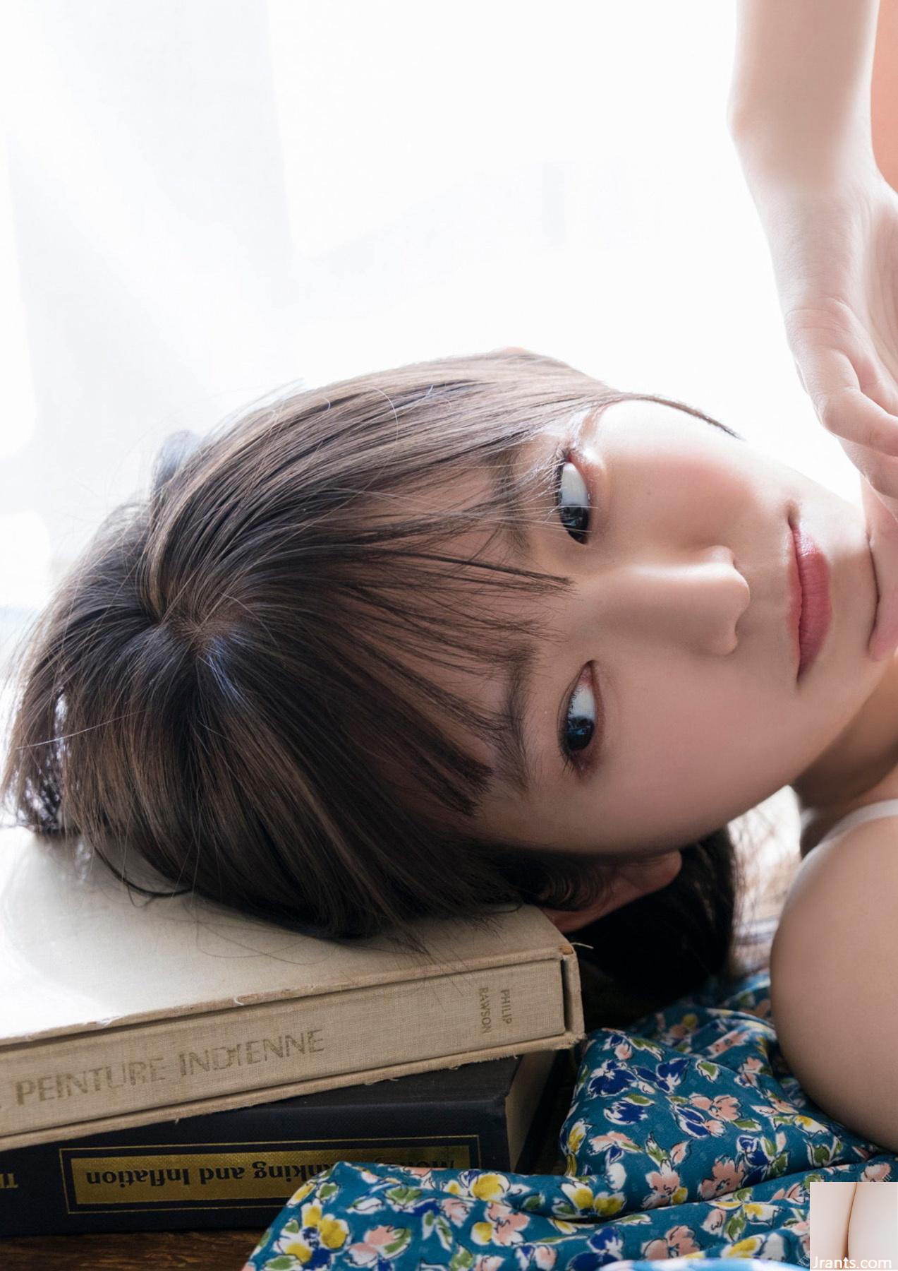 Otono Shida – Liburan Onee-chan (71P)