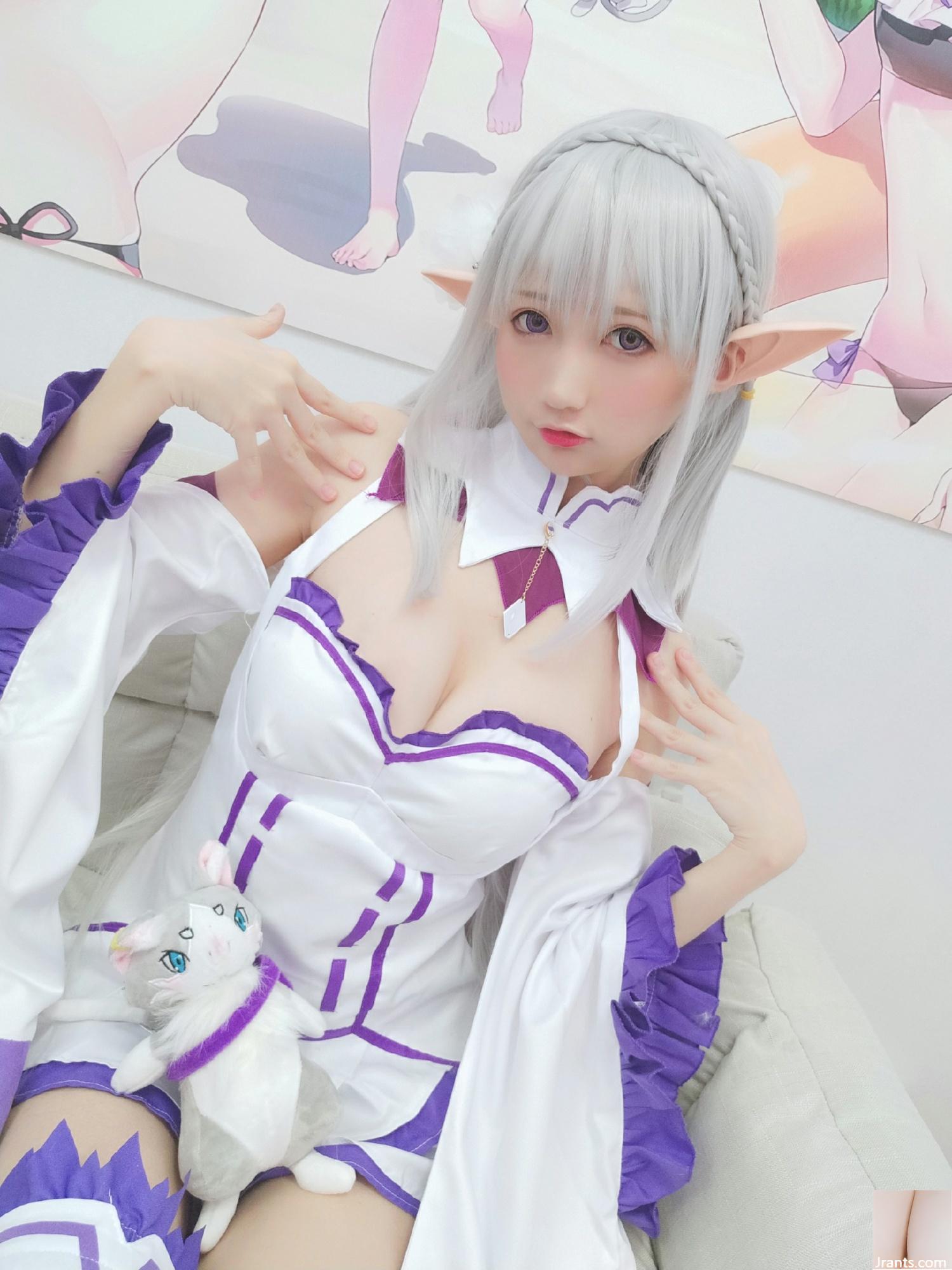 Coser@NAGISA Monster Meow – Serie de autofotografía 05 Emilia (70P)