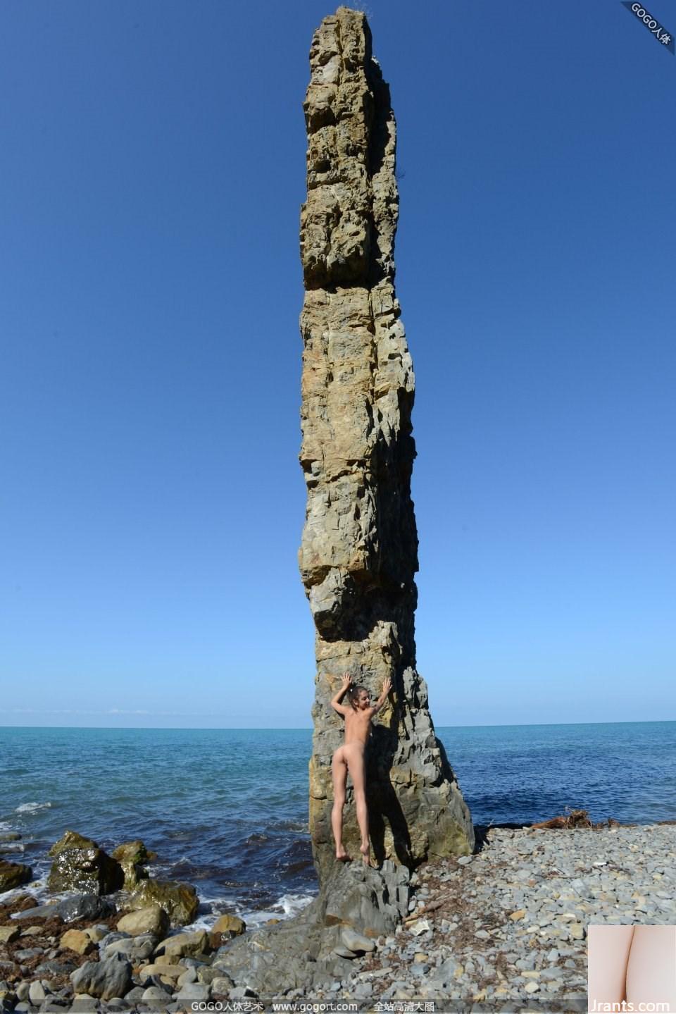 Pemandangan tepi pantai yang indah MEDINAU (88P)