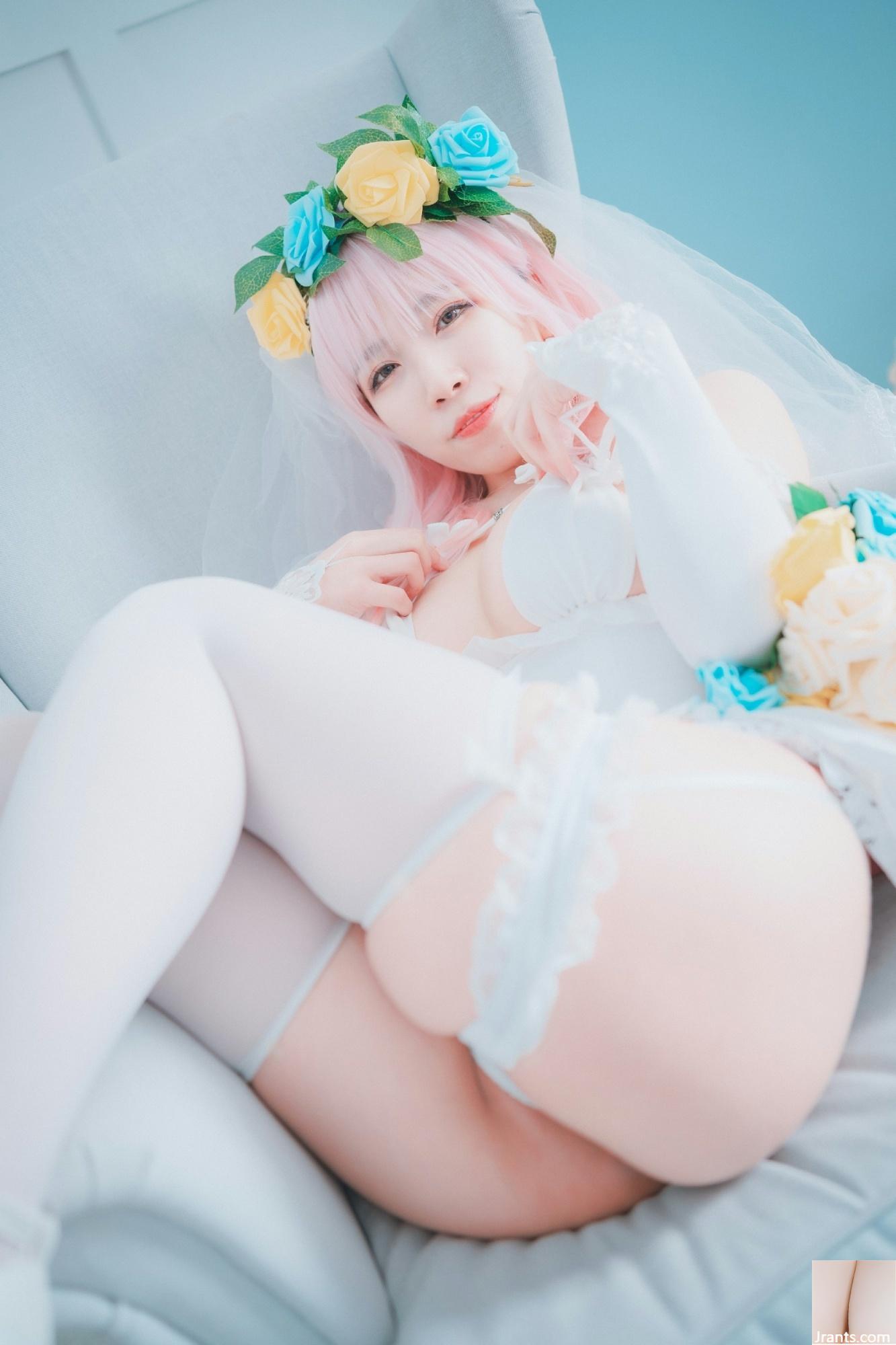 DJAWA Foto – Myaron – Super Sonico White Wedding (25P)