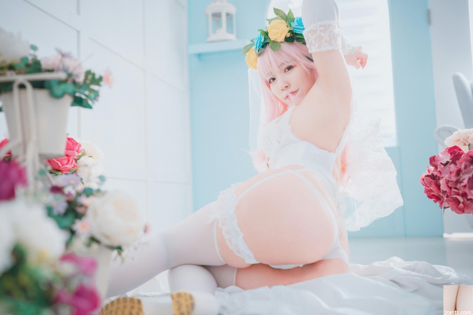 DJAWA Foto – Myaron – Super Sonico White Wedding (25P)