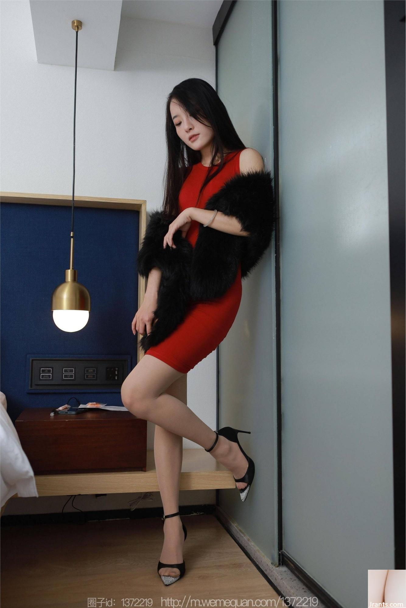 [IESS]»La amante del vestido rojo» de Si Xiangjia Wanping[90P]