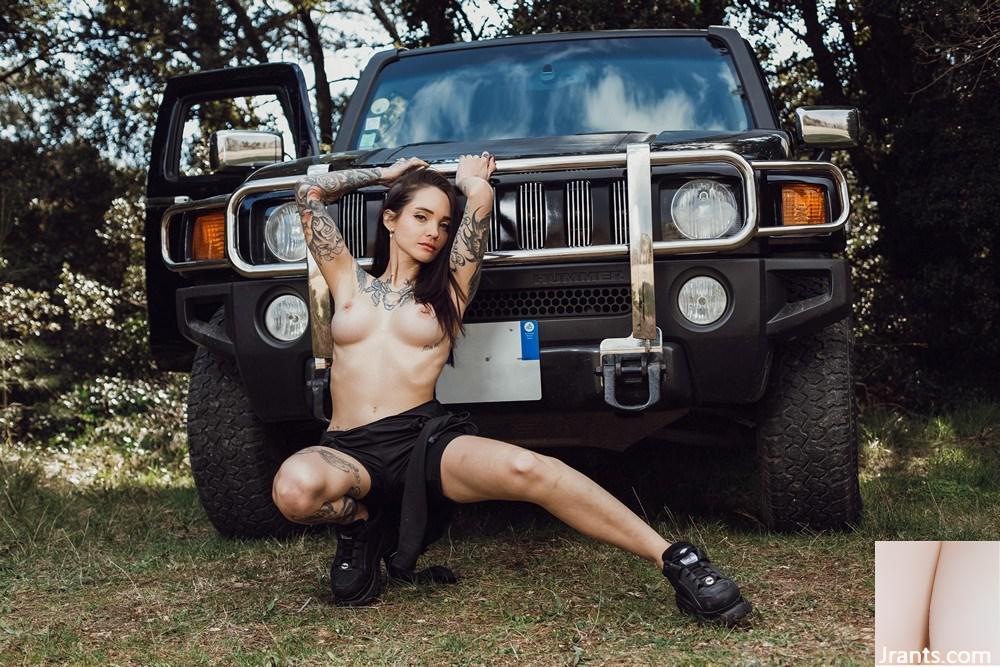 [Suicide Girls] 30 de octubre de 2022 – Devon – Chica Hummer[54P]