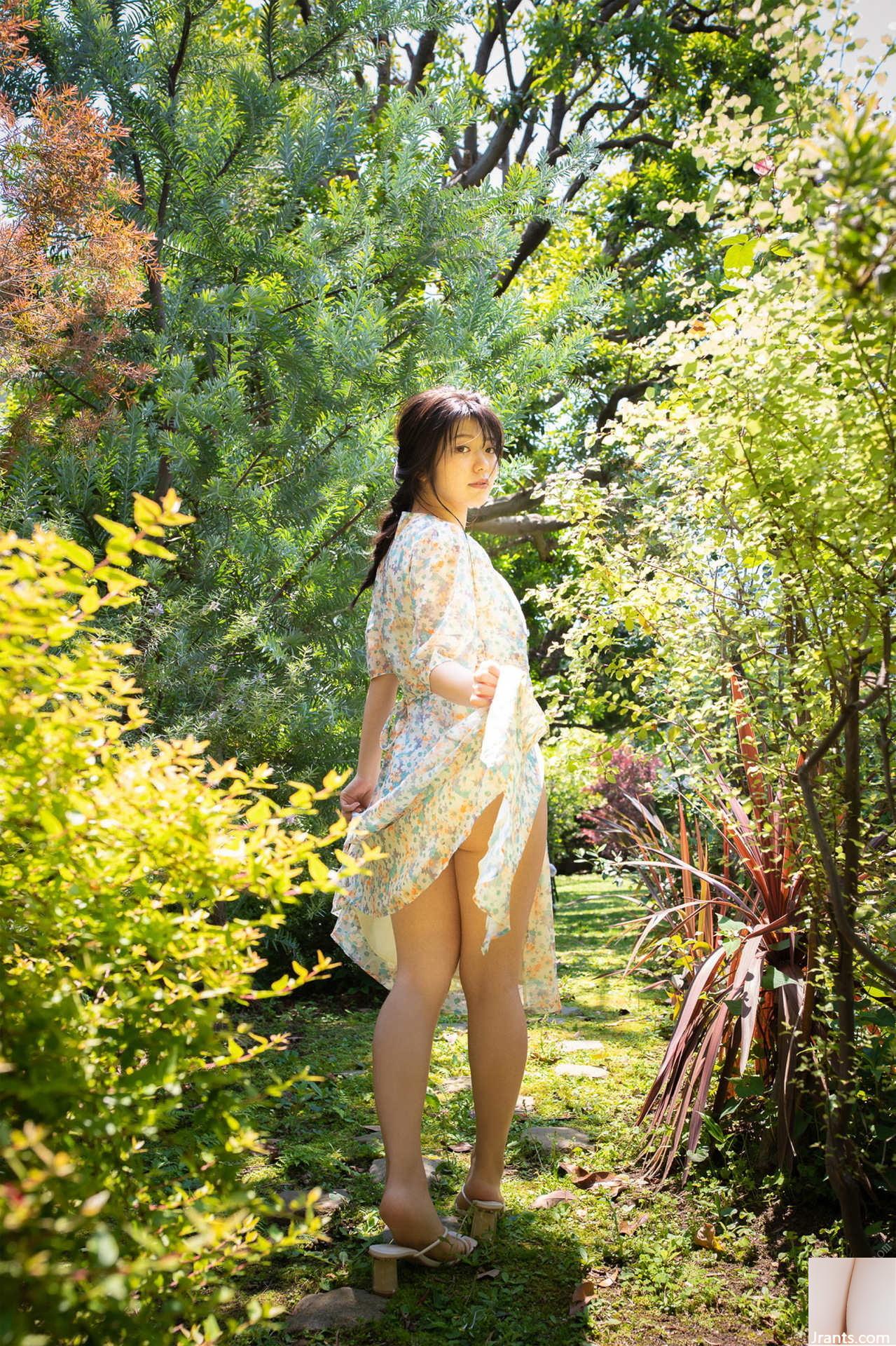 Kana Yamada KANA Sensual WHITE Collection hebdomadaire de photos numériques contemporaines (74P)