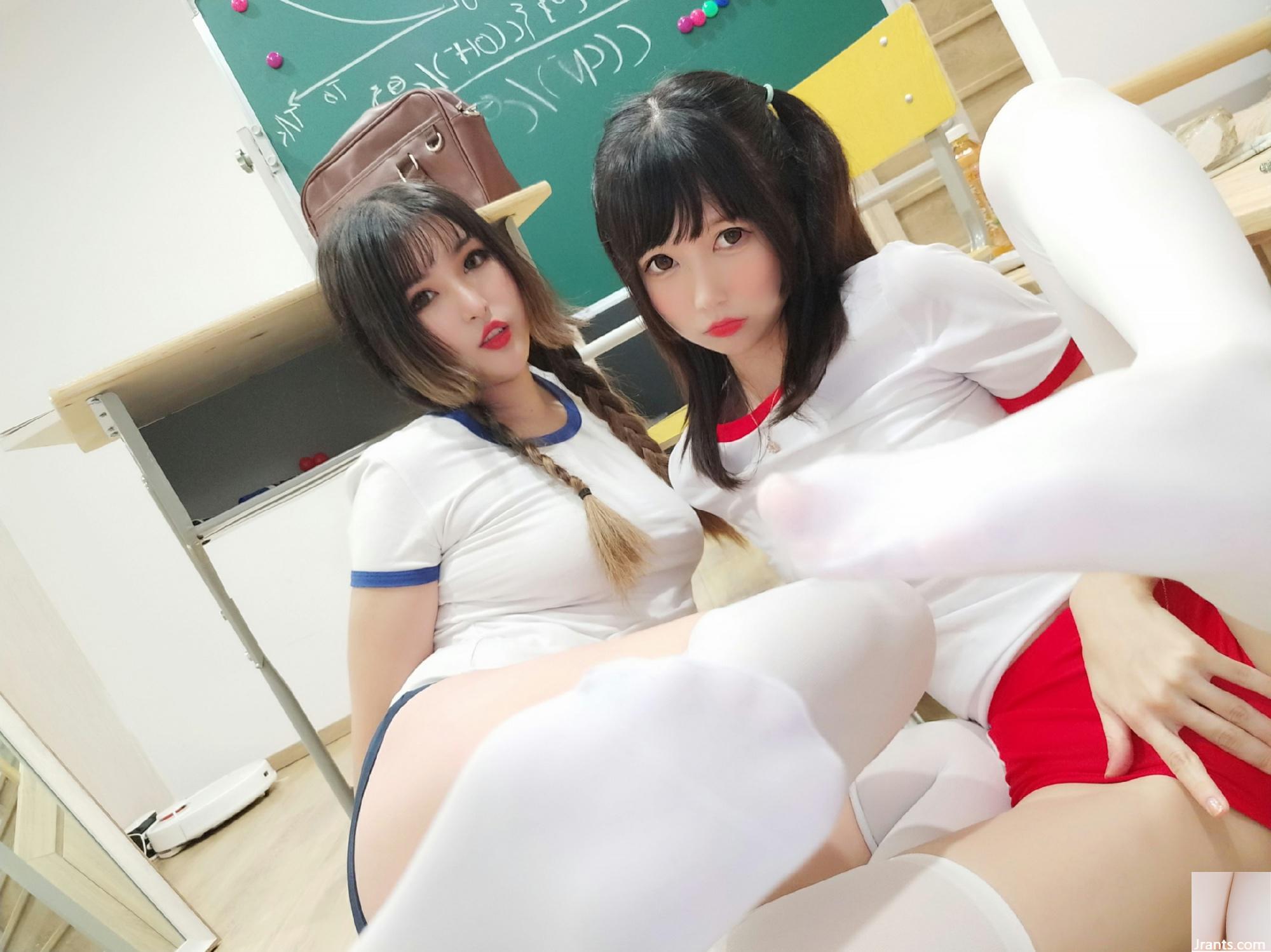 Coser@NAGISA Monster Meong – Lily(81P)