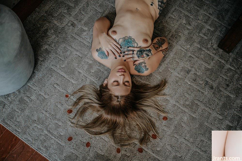 [Suicide Girls] 15 ژانویه 2023 – Helldaze – New Blood[40P]