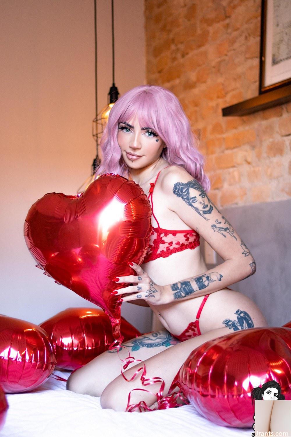 [Suicide Girls] 01 de fevereiro de 2023 – Endilolita – Love Me Hard[46P]