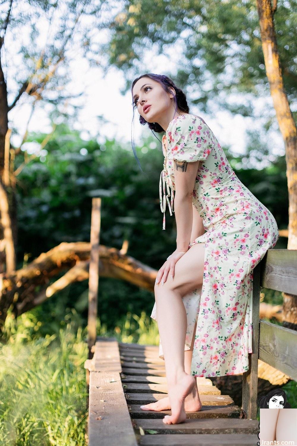 [Suicide Girls] 26 de febrero de 2023 – Vitadeam – Ninfa del bosque[55P]