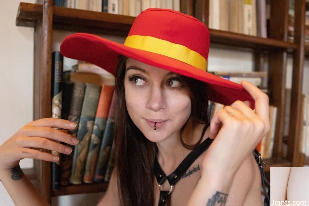 [Suicide Girls] 23 de febrero de 2023 – Gatete – Corre como el infierno[52P]