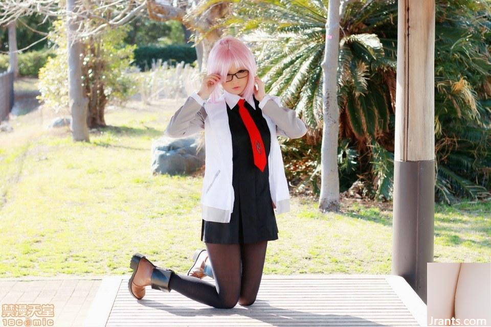 Mashu Kyrielight Cosplay von Hidori Rose (99P)