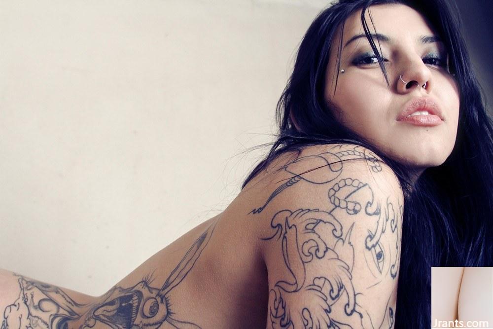 [Suicide Girls] Discoquette – VERSTECKTE TREPPEN[41P]