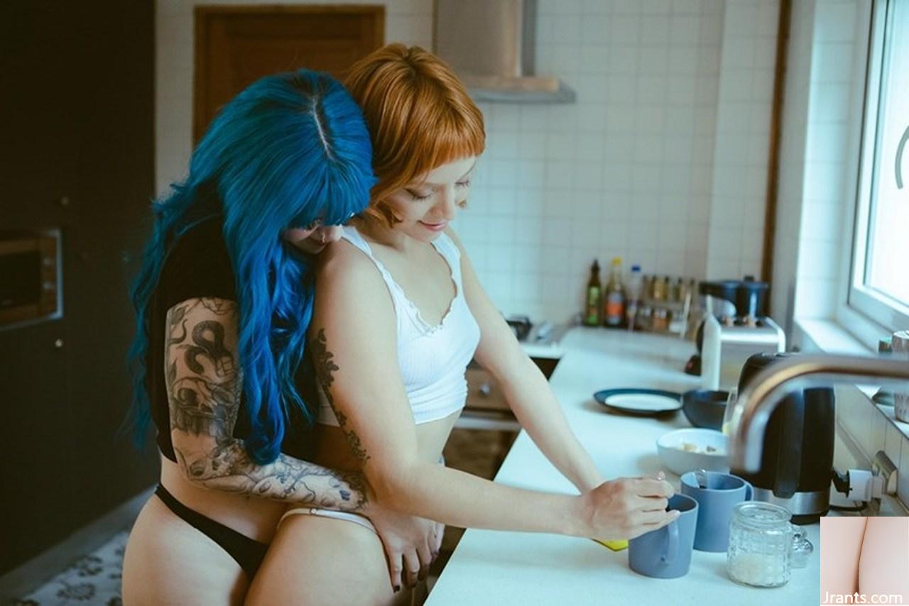 (Suicide Girls) 28 de setembro de 2022 – Fay, Meela – Deixe-me ser seu café da manhã (56P)