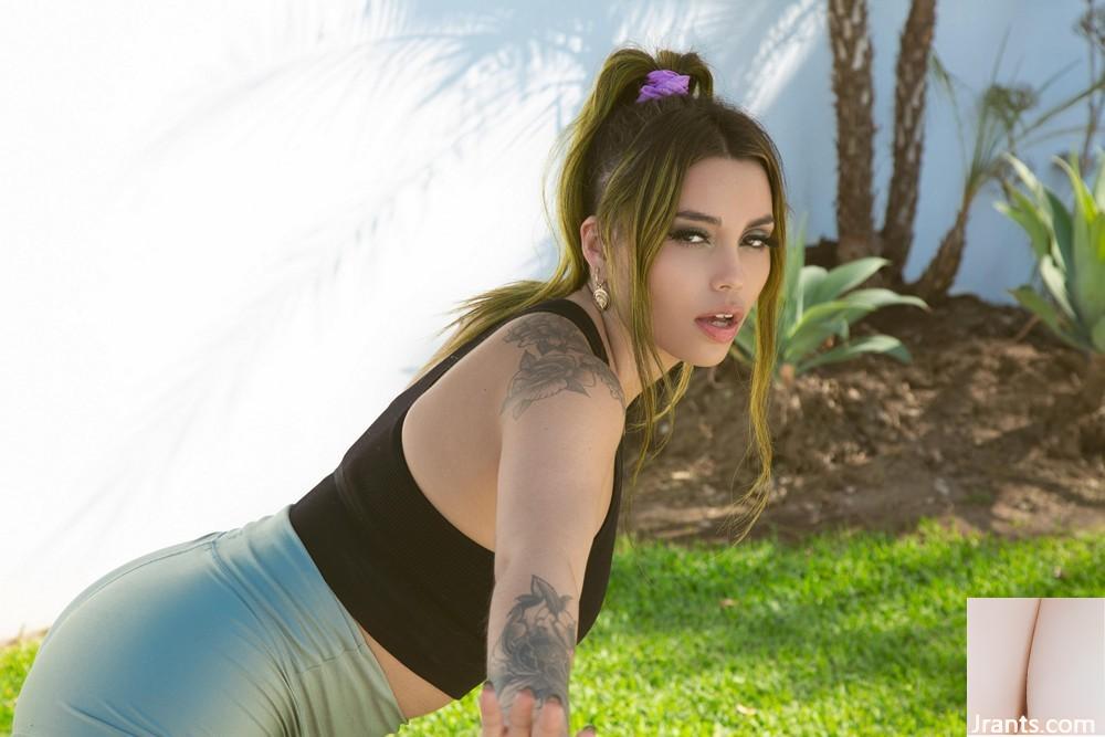 (Suicide Girls) 01.04.2023 – Celleste – Essentials(57P)