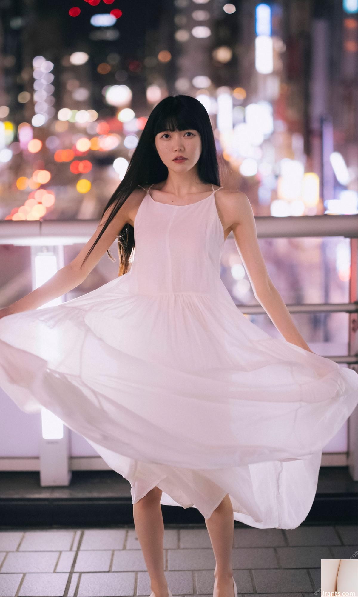 Album photo Onodera Azusa « Hasama ».