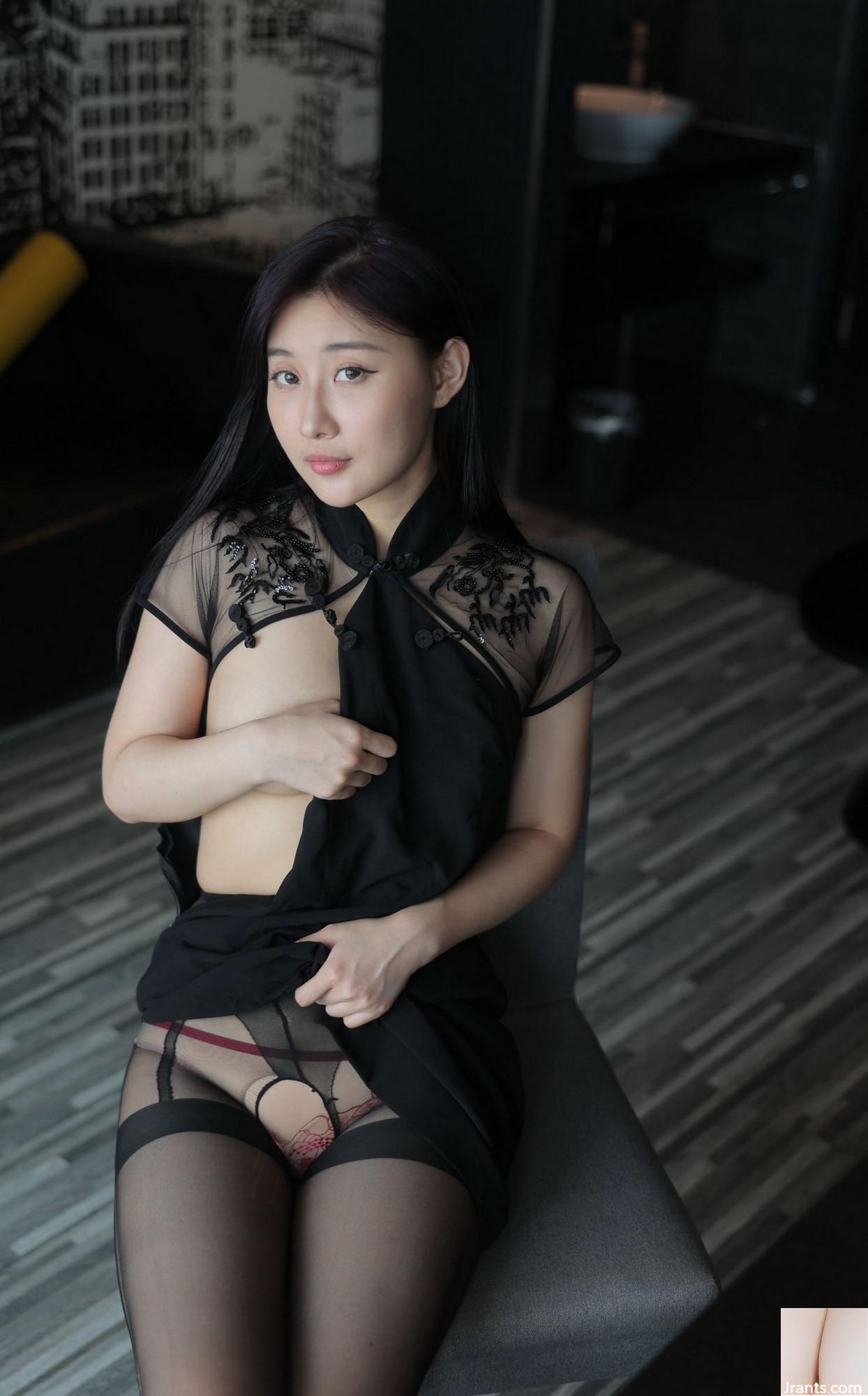 XiuRen servizio fotografico privato dai piedi grandi della modella cinese Gu Chuchu versione completa 21 post 16 (140P)