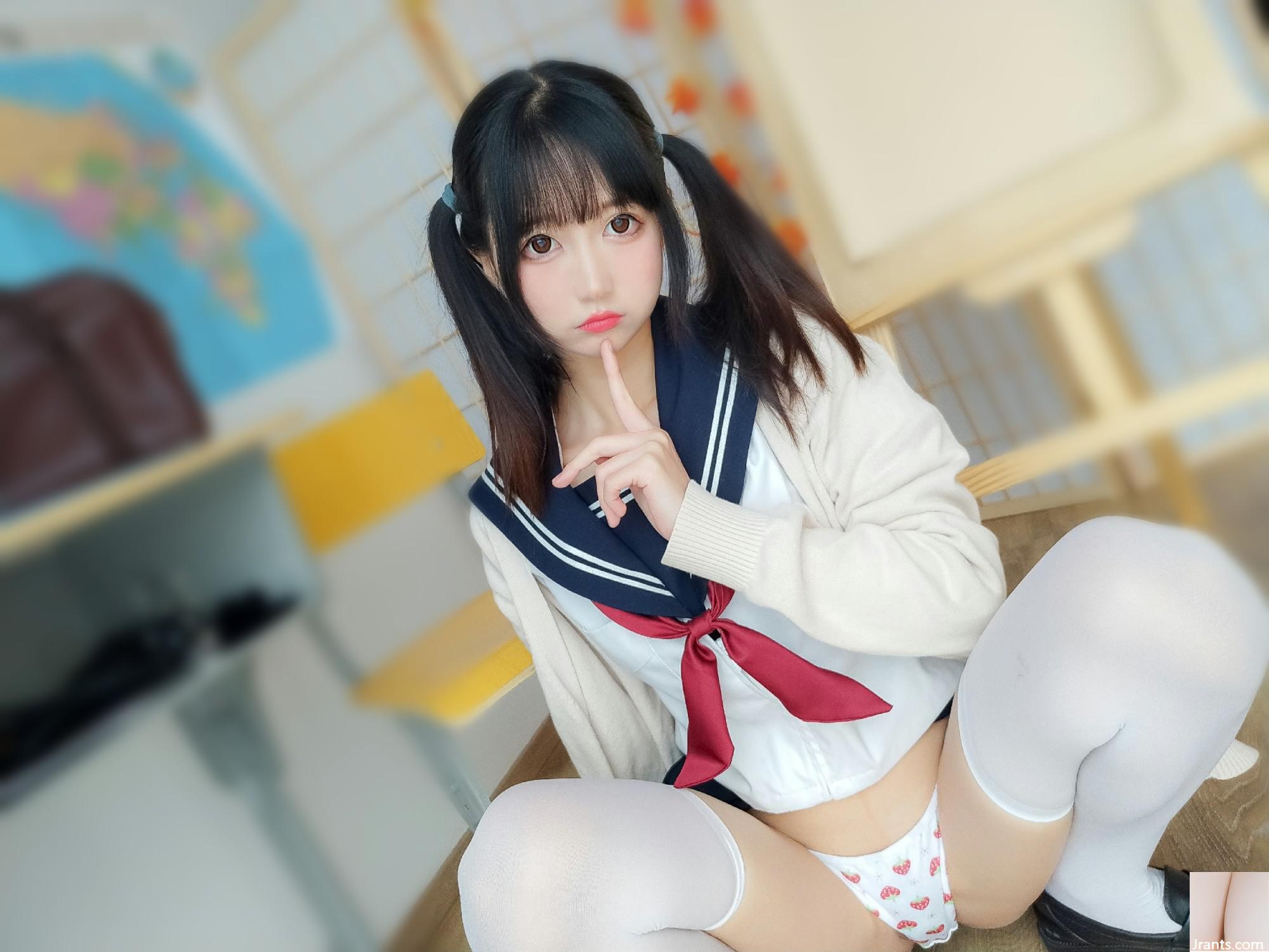 Coser@NAGISA Demon Story – A estudante transferida é uma mulher obscena (45P)