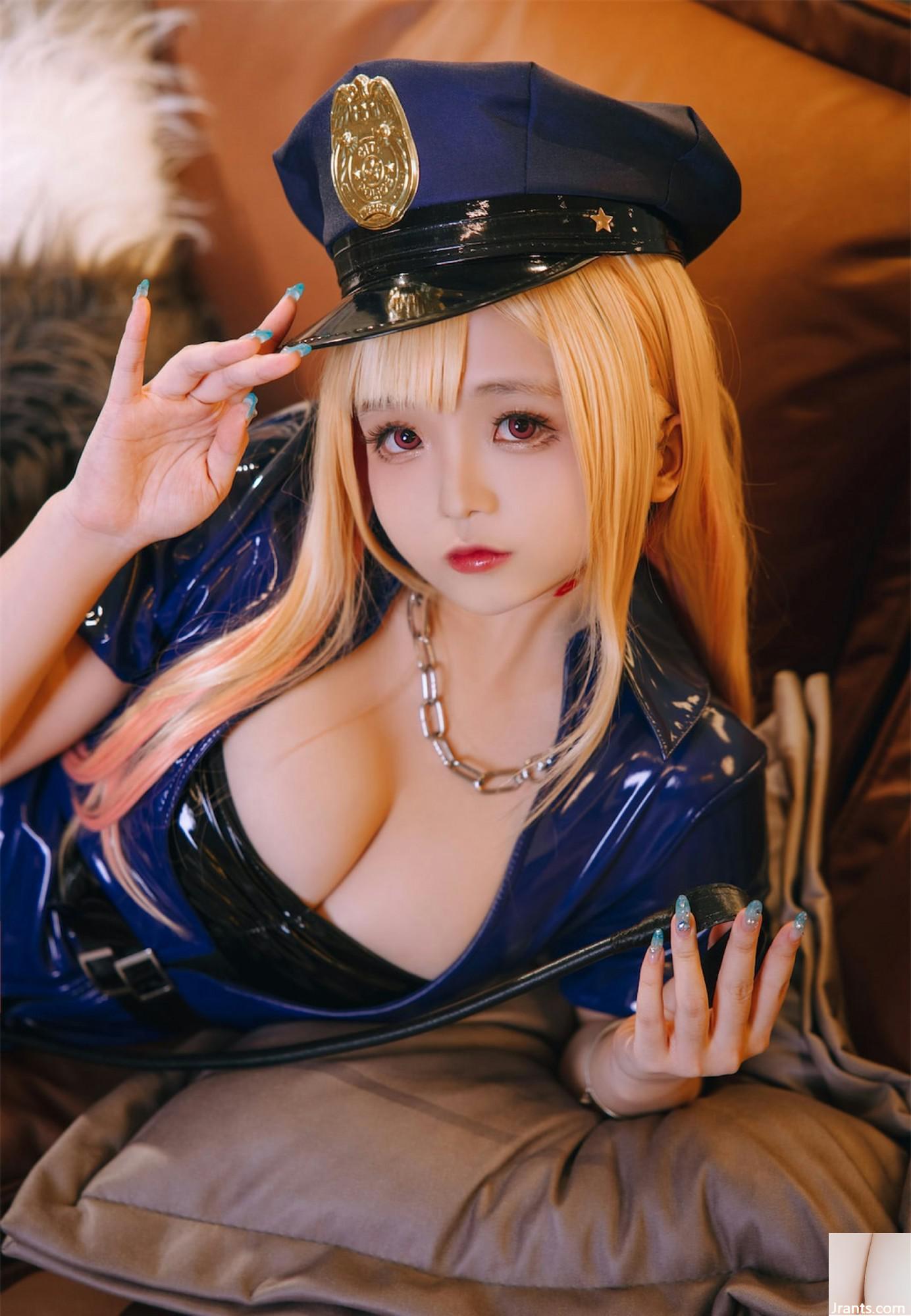 Weibo Cos Internet-Berühmtheit @日Naijiao – Polizistin von Kitagawa Uimeng (80P)