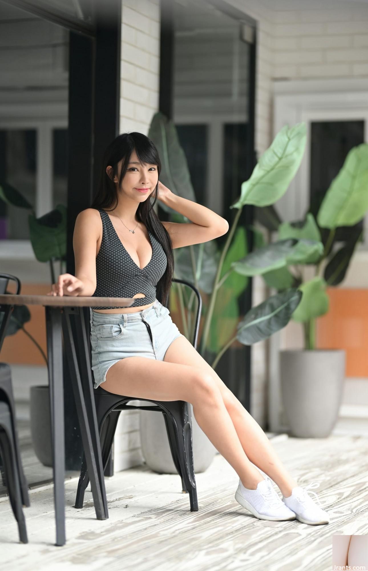 (Koleksi internet) Gadis berkaki cantik Taiwan-Zoe Pemotretan model luar ruangan yang begitu cantik (88P)