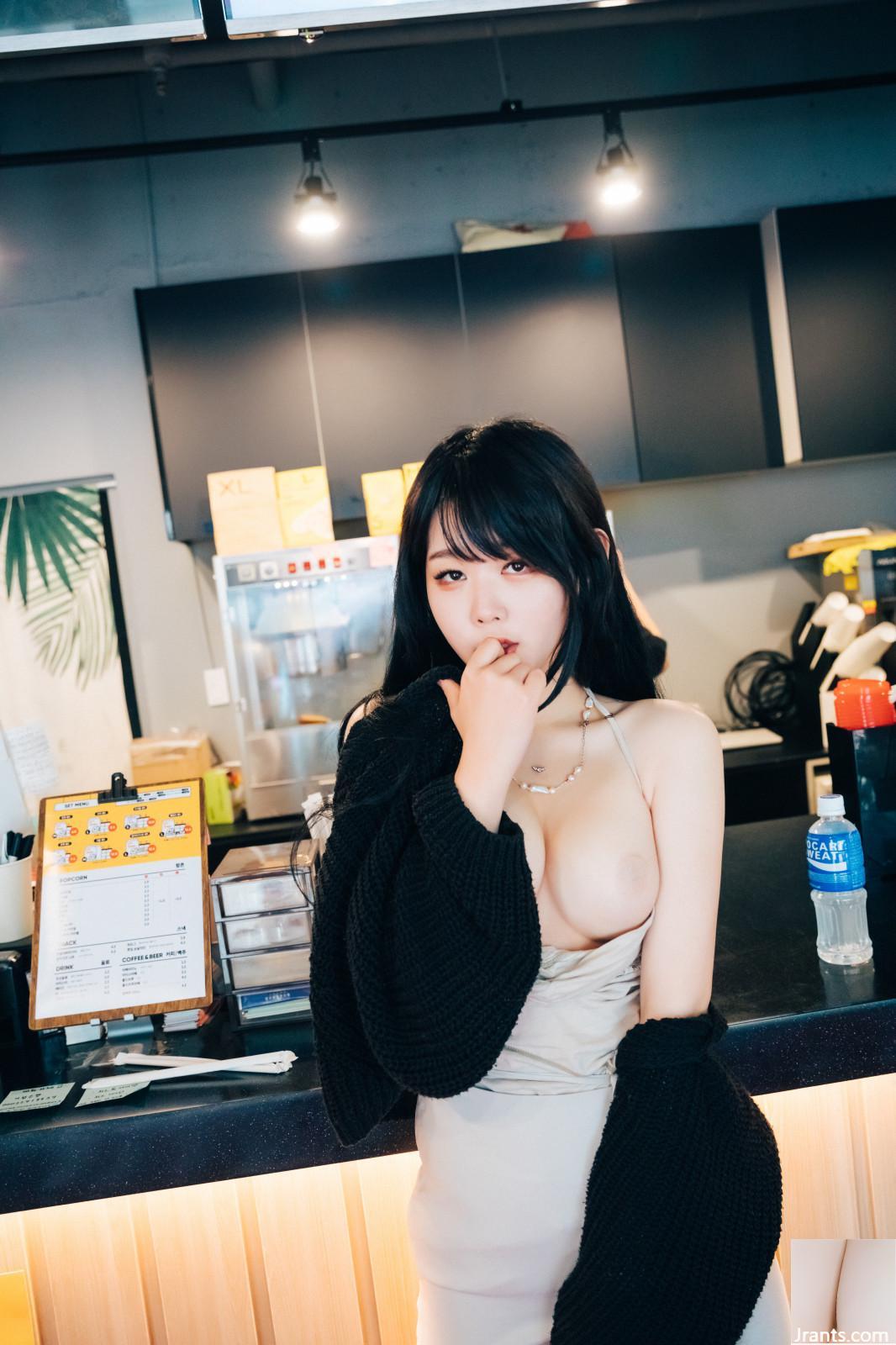 [Loozy] Zia  – XXX in The Theater (47P) [