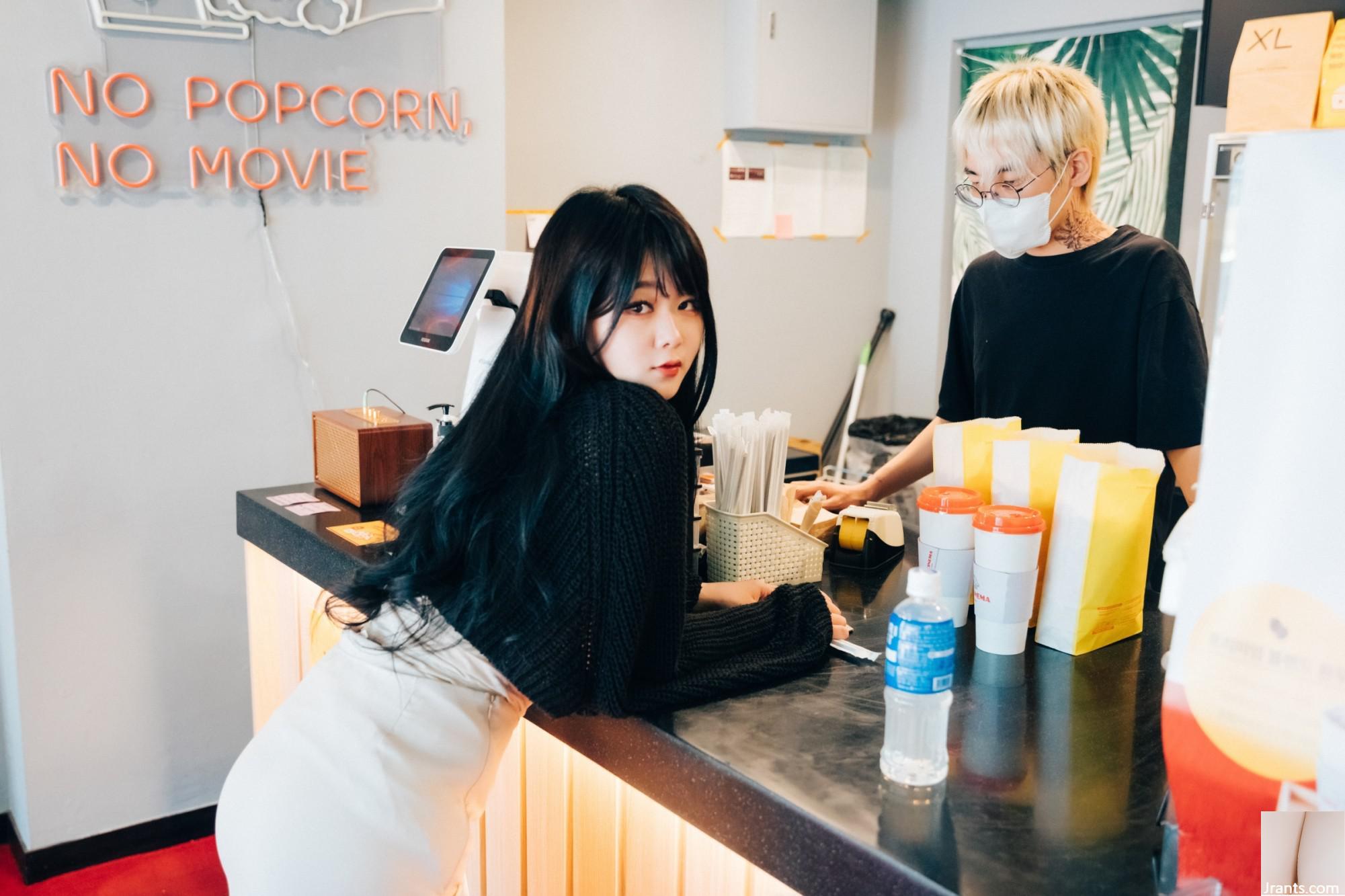 [Loozy] Zia  – XXX in The Theater (47P) [